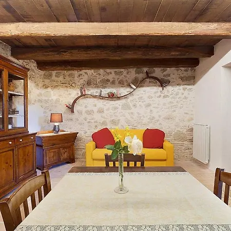 Torreorsina Holiday Sleeps 4 With Air Con Σπίτι διακοπών